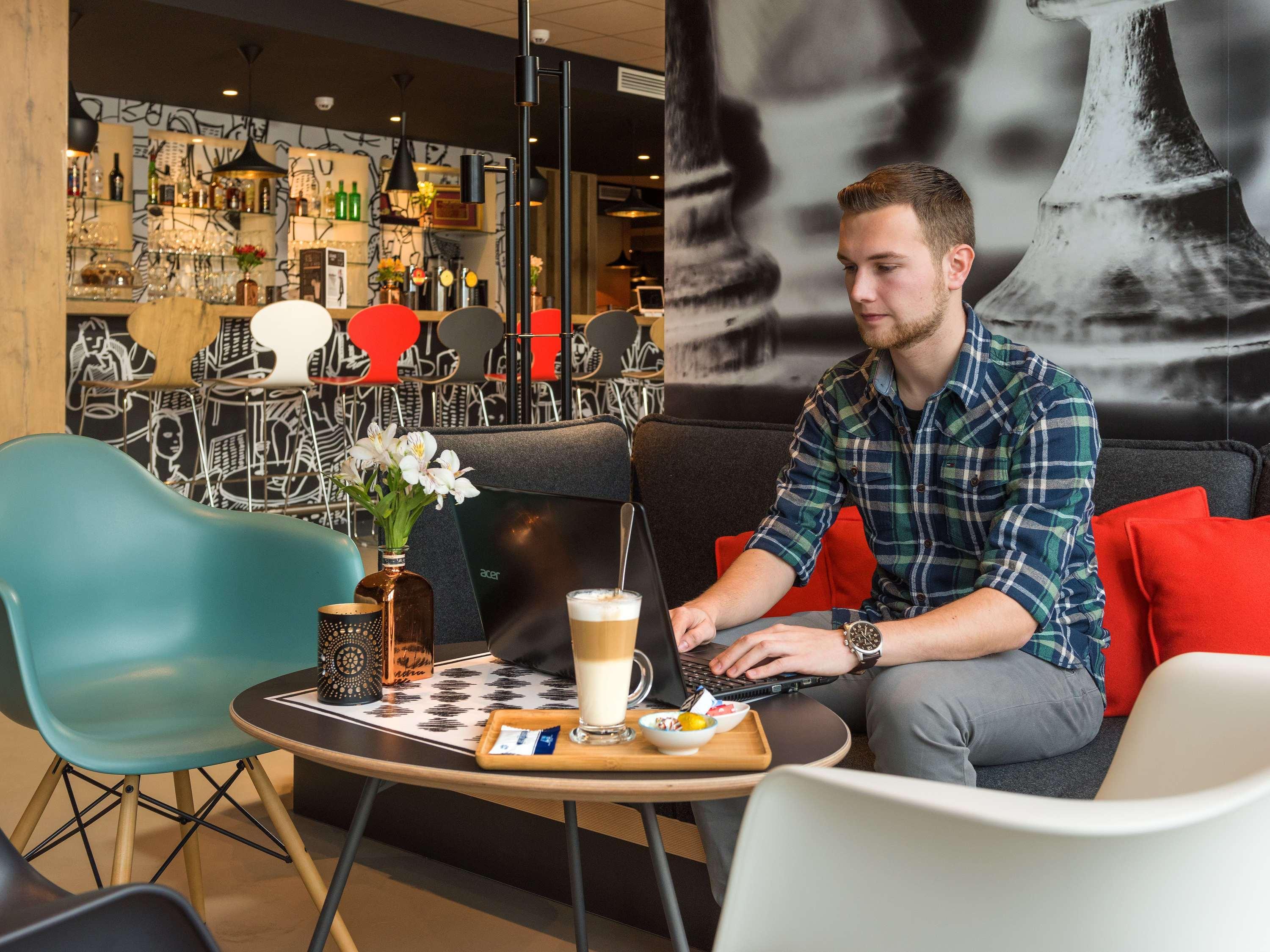 Hotel Ibis Aalst Zewnętrze zdjęcie